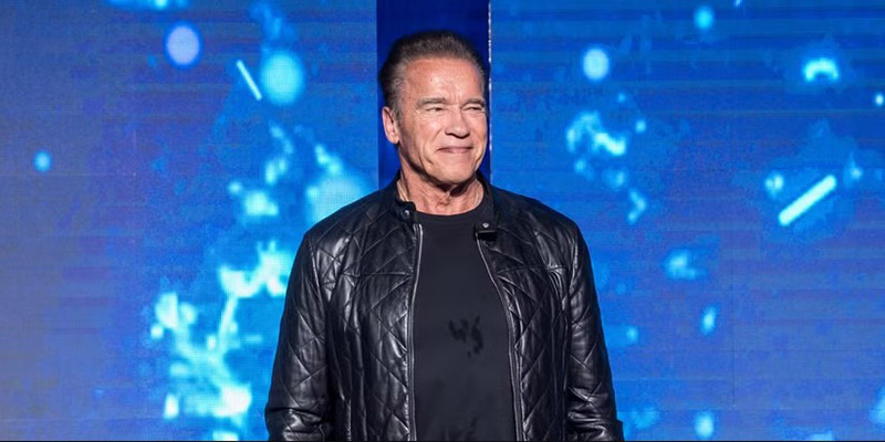 Arnold Schwarzenegger фото