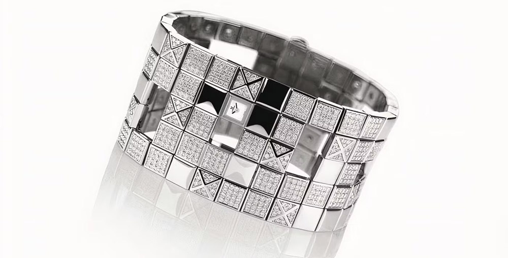 эксклюзивные женские часы Joaillerie 101 Manchette с бриллиантами
